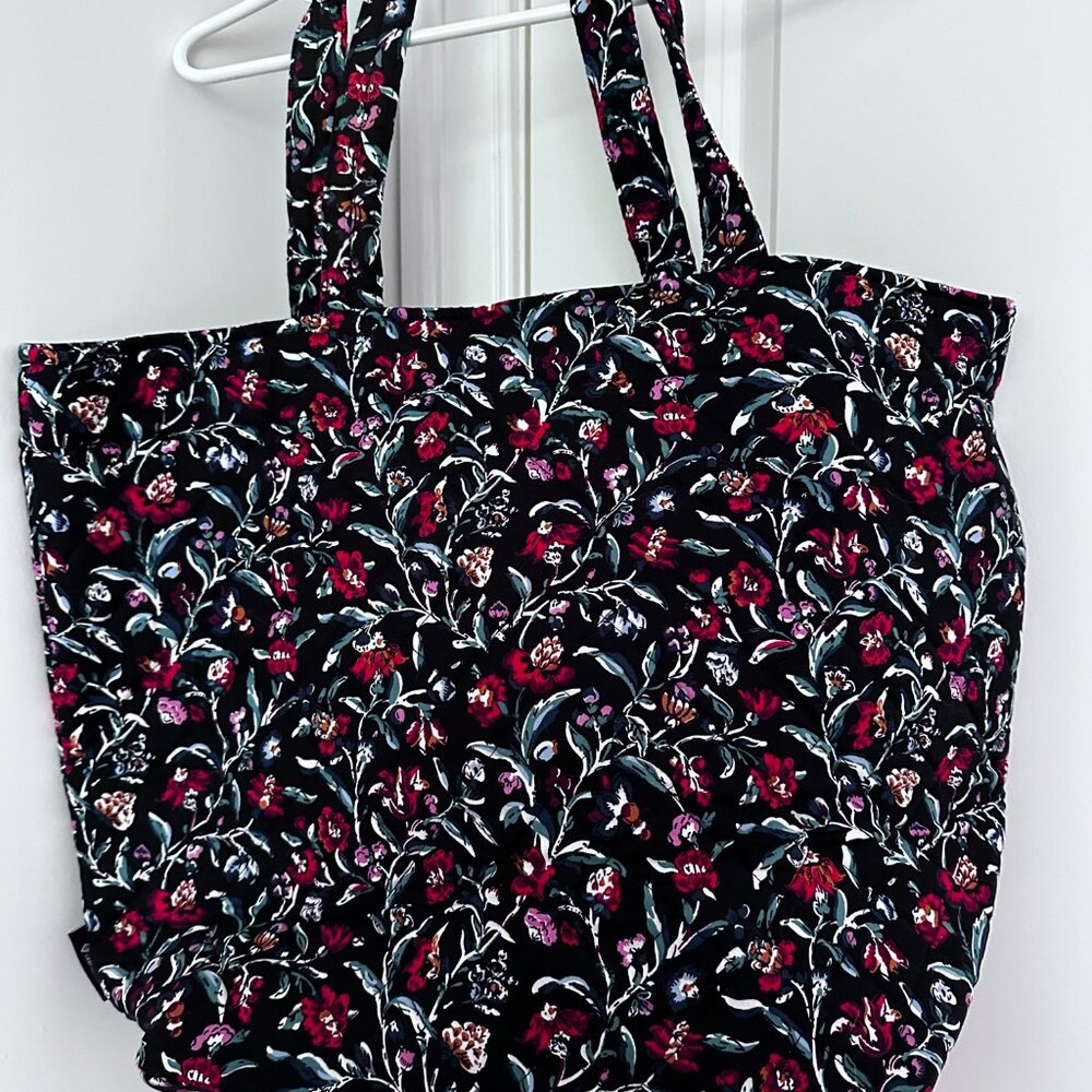 Vera Bradley The grand tote: Perennials Noir Never used WO Tags